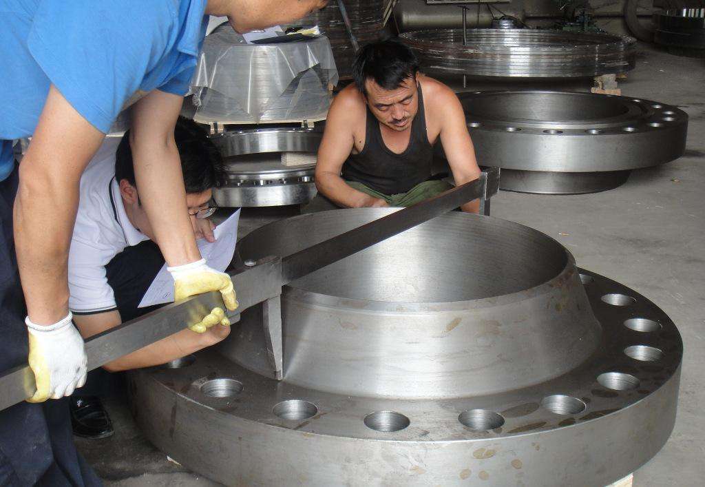 HengTong Order to Italy Flange inspection by 3rd party